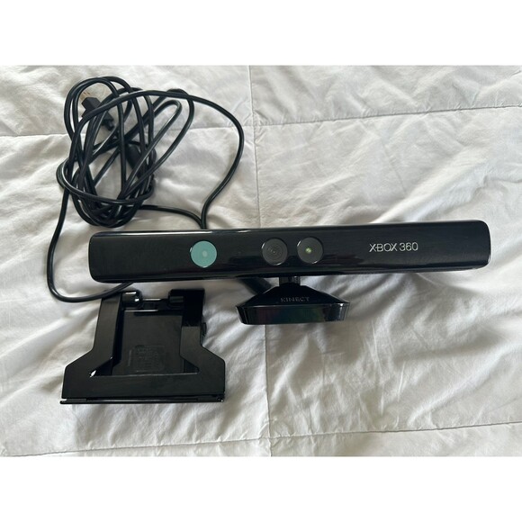 OEM Microsoft Xbox 360 Kinect Sensor Model 1414 w/ TV Clip Adapter - TESTED - Picture 1 of 9
